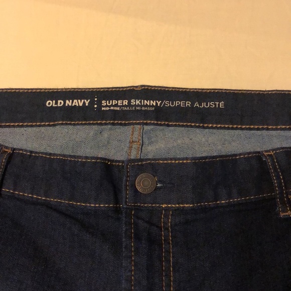 Mid-Rise Super Skinny Jeans for Women size 18 Regular - Picture 2 of 7